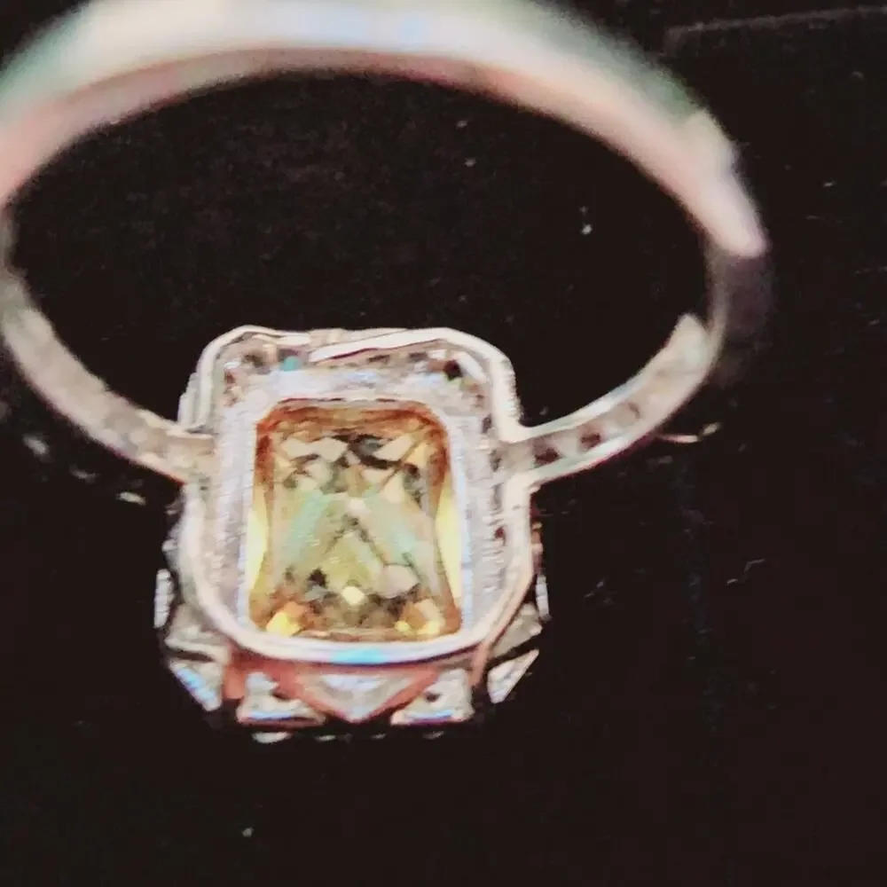 STERLING SILVER CITRINE COLOR RING WITH CZ STONES SIZE 6